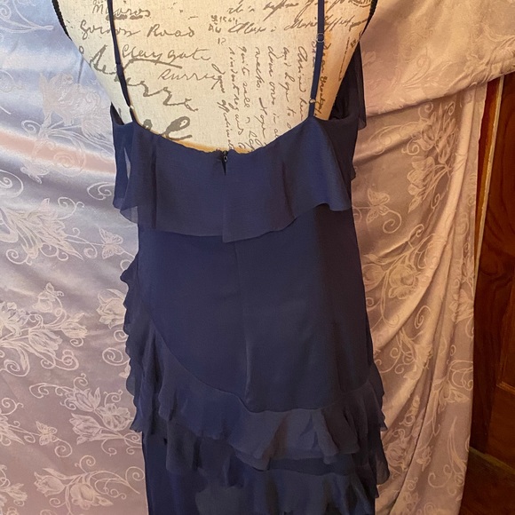 Dress - Picture 4 of 5